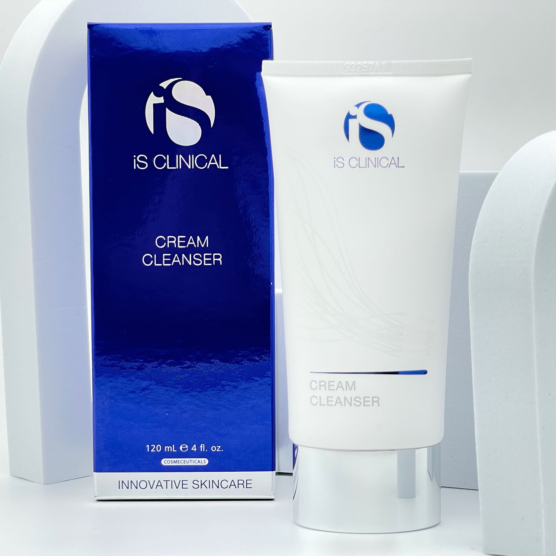 Крем для Очищення Шкіри IS Clinical Cream Cleanser 120ml, фото 3