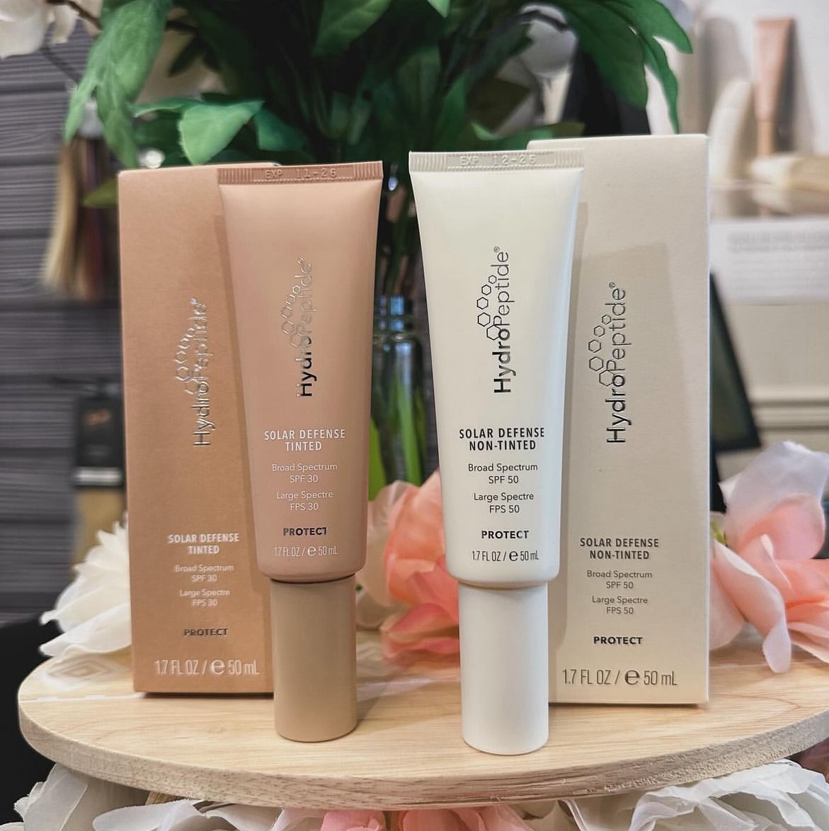 Сонцезахисний крем для обличчя Hydropeptide Solar Defense SPF 50 Non-Tinted 50мл, фото 5