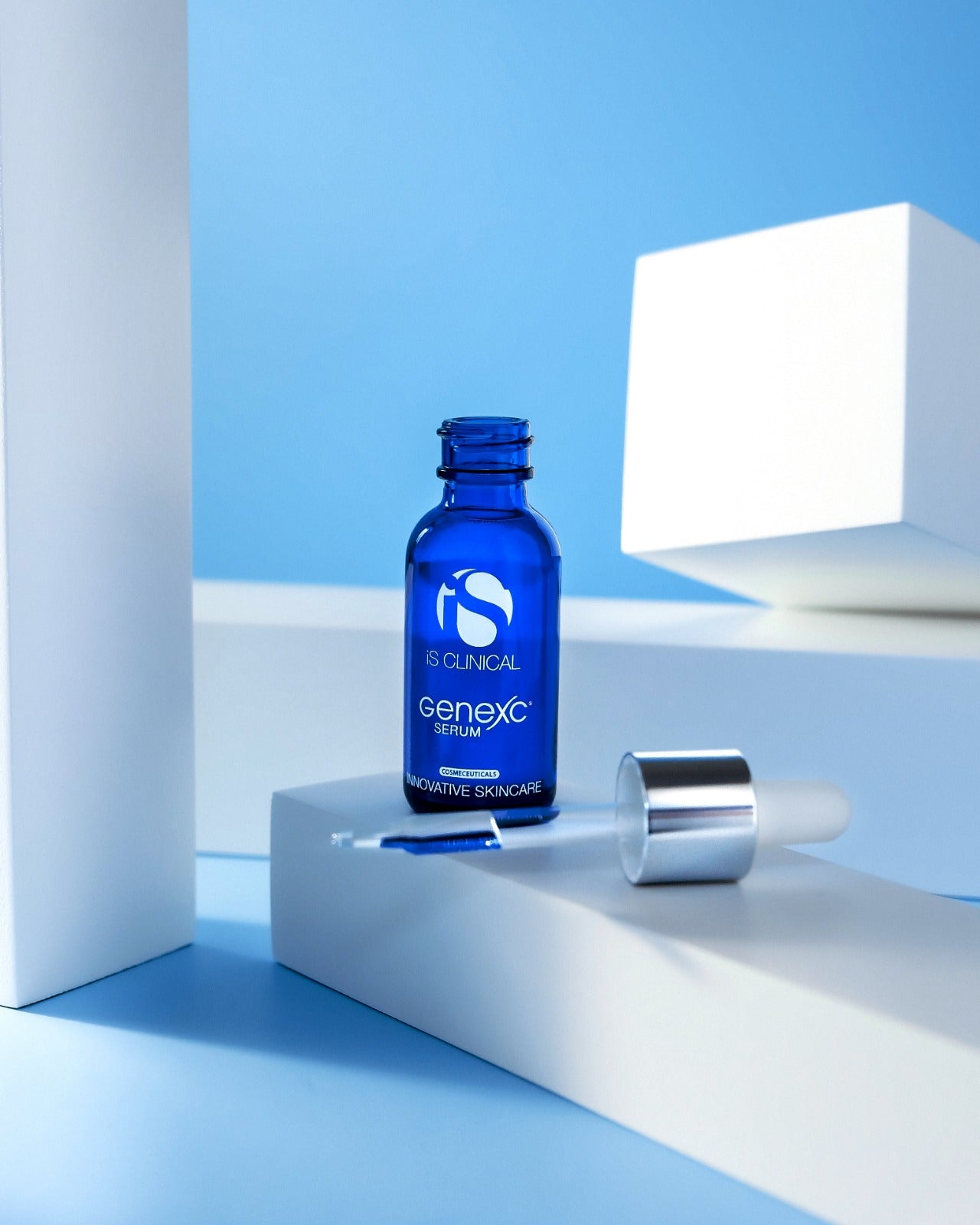 Антивікова сироватка для обличчя iS Clinical GeneXC Serum, 30 мл, фото 4